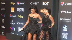 يوسف القرضاوي مع أصدقائك وشارك في نشر الوعي والثقافة. Ø§Ø¨Ù†Ø© Ø±Ø§Ù†ÙŠØ§ ÙŠÙˆØ³Ù ØªØ­Ø¶Ø± Ø®ØªØ§Ù… Ø§Ù„Ø¬ÙˆÙ†Ø© Ø§Ù„Ø³ÙŠÙ†Ù…Ø§Ø¦ÙŠ Ø¨ÙØ³ØªØ§Ù† ÙˆØ§Ù„Ø¯ØªÙ‡Ø§ Ø§Ù„Ù…Ø«ÙŠØ± Ù„Ù„Ø¬Ø¯Ù„ ØµÙˆØ± Ø¬ÙØ±Ø§ Ù†ÙŠÙˆØ²