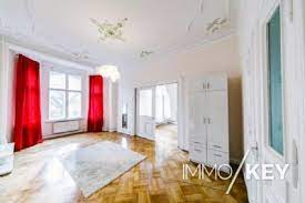 Über 90m² im 4 raum dachgeschosstraum mit blick aufs rathaus spandau. 6 Zimmer Wohnung Zum Verkauf 12159 Berlin Friedenau Mapio Net