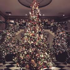 Christmas 2019 Ideas To Decorate The Christmas Tree Christmas 2019 Christmas Lights Christmas Tree Decorations Christmas Tree Shop