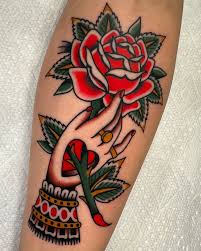Still not tired of hands holding things #denvertattooartist #rosetattoo
