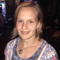 Evelyn Puckett's Instagram, Twitter & Facebook