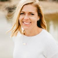 Beth Schofield's Instagram, Twitter & Facebook