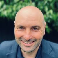 4000+ profilů „Rached“