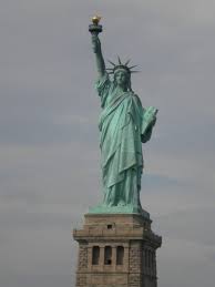 Der duden in zwölf bänden. Freiheitsstatue New York Ausflugsziele New York