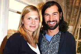 In een kraakpand sterft een jonge vrouw tijdens het draaien van een snuffmovie. Dubbelinterview Nathalie Meskens En Jeroen Van Dyck Openhar Het Belang Van Limburg Mobile