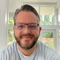 Lucien Lee's Instagram, Twitter & Facebook