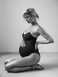 Последние твиты от lena gercke (@lenagerckeeu). Lena Gercke Pregnant Photohoot May 2020 Lena Gercke Fashion Latest Fashion For Women