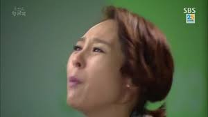 The daughter has no mother to hug, to complain to or see. Watch The Return Of Hwang Geum Bok Episode 100 Drama Online Kissasian