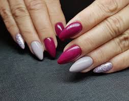 Pin By Lucyna Widomska On Paznokcie With Images Czerwone