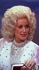 Dolly talks to David Letterman about Jolene, when she wrote it and why  she's re recording it for Something Special. Jolene is one of those songs  that keeps