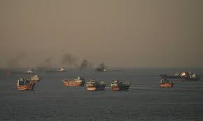 Fear of Naval Mines in Strait of Hormuz May Outlast War