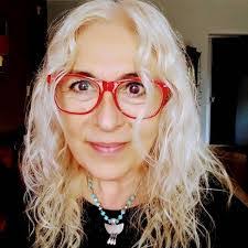 Ana Bitar's Instagram, Twitter & Facebook