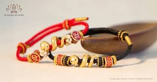 Buddha Stones Armband aus natürlichem rosa Kristall