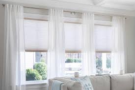 Rideaux à oeillets, à pattes ou galon fronceur, voilages ou vitrages choisissez le système qui convient le mieux à vos fenêtres. Collection De Rideaux Harmonie Le Marche Du Store