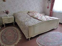 Schickes chippendale schlafzimmer im shabby stil trodel oase. Schickes Chippendale Schlafzimmer Im Shabby Stil Trodel Oase Secondhand Mobel Antik