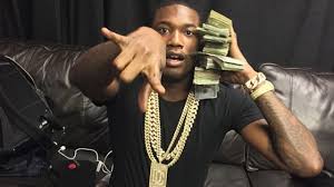 Meek mill was born on may 6, 1987 in philadelphia, pennsylvania, usa as robert rihmeek williams. Meek Mill Flossin Shows Off 1 Million In Cash On Facetime With Young Thug Meek Million Youtube