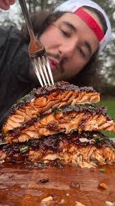 Jam Mac's Instagram, Twitter & Facebook