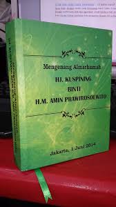 Sosok ayah tergambarkan sebagai sosok yang pekerja keras, sangat sayang anak, sayang keluarga dan tak mudah putus a. All Categories Armotei