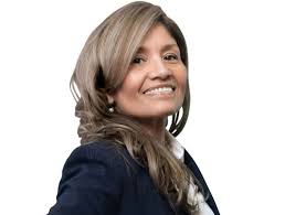 Minerva Torres's Instagram, Twitter & Facebook