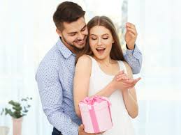 21 best gifts for girlfriend 2020here we present 21 amazing gift ideas for girlfriend. Gifts For Girlfriend