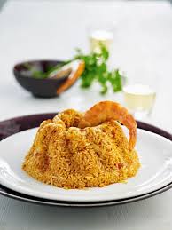Greek Style Mildly Spiced Tomato Rice Pilaf With Shrimps Greek Recipes Recipes Food
