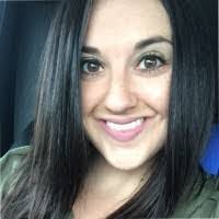 Mandie Curtsinger's Instagram, Twitter & Facebook