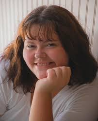 🤩INTRODUCING LEADERSHIP🤩 This is Molly Schindler! This will be her 2nd  year in Varsity Singers and her 3rd year in Viking Volume! She is our girls  main company manager. A fun fact