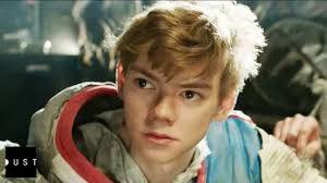 Pin By D E L On Newt Thomas Brodie Sangster Thomas Brodie Sangster Imagines Thomas Sangster Short Film