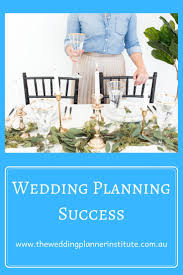 Working With Vendors Developing Your Skills As A Wedding Planner Jobs In The Wedding In Wedding Planning Wedding Planner Job Wedding Planning Courses