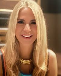 Debbie Strand's Instagram, Twitter & Facebook