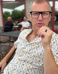 As I'm rewatching the series I noticed a small but awesome detail. Max  reveals in season 3 that she has a crush