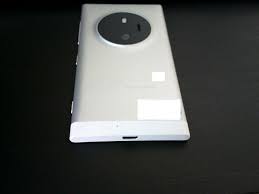 released "Microsoft Lumia 1030 McLaren ...