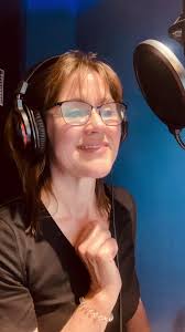 Classic Hyacinth Bucket Impressions by Patricia Routledge