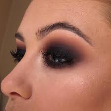 Sultry Black Smokey Eye Look By Tallaght Mua Jadeava Makeup Perfect For Your Christmas Party C Black Smokey Eye Makeup Smoke Eye Makeup Black Eye Makeup