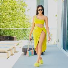 We were married as a cuckold couple. Parents Are Really Not Working For Their Kids To Have A Great Life Singer Dencia Bubble Reports