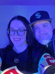 Stacey Bayles's Instagram, Twitter & Facebook