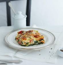 Kurbis Spinat Lasagne Mit Ziegenkase Bechamel Rezept Lebensmittel Essen Vegetarisches Essen Rezepte
