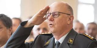 Bekommt die Schweizer Armee mit Brigadier Seewer eine Chefin?