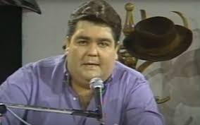 Produced by rede globo and hosted by fausto silva (also known as faustão), it features live music performances (usually by the most popular artists in brazil at the time). Lost In The Night Back Band Still Owns The Brand That Enshrined Faustao Entertainment Prime Time Zone