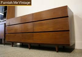 42t x 36 3/4w x 17 3/4d. American Of Martinsville Mid Century Modern Long Triple Dresser