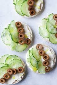 I am still continuing with my mission to eat a proper healthy lunch as many days as i can during the week. Healthy Real Food Rice Cake Topping Ideas Recipes To Nourish