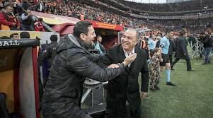 Bu müsabakalarda terim galatasaray'ın başındayken, bulut da yeni malatyaspor ve alanyaspor'u çalıştırıyordu. Fatih Terim Erol Bulut Un Fotografiyla Takimini Derbiye Motive Etti Foto Galeri Star