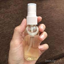 Untuk lebih lengkapnya, berikut 7 manfaat cuka untuk kecantikan, seperti dilansir dari bold sky. Jangan Aplikasikan Cuka Apel Langsung Ke Wajah Jika Enggak Mau Hal Ini Terjadi Padamu