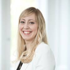 Sally Nelson's Instagram, Twitter & Facebook