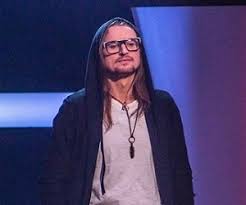 Виктор павлик показал сына в последние дни жизни. Zvezdnye Talanty Yurko Yurchenko Rabotal V Shkole A Viktor Pavlik Chinil Truby Superintuiciya