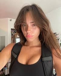 Katelyn Ernst's Instagram, Twitter & Facebook