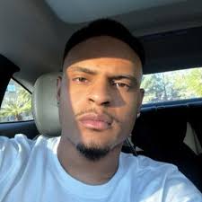 Aaron Parmenter (@Aparcocky)