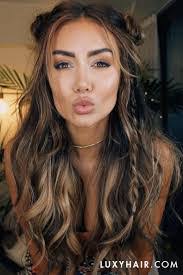 Mandy Peacock's Instagram, Twitter & Facebook