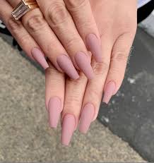 Use matte acrylic nails as a foil for larger pieces of gold confetti that drip from the bottom of the nail like opening night glitter. 30 Natural Matte Coffin Nails Design With Different Colors For Spring Summer Latest Fashion Trends For Woman Casket Nails Matte Acrylic Nails Matte Nails Design