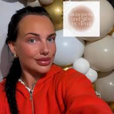 Can anyone help where to get a personalised cardboard sailboard? I used  star cutouts before but the stand wasn't great at the back.